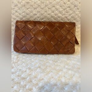 Vilencia Holland Woven Leather Wallet
